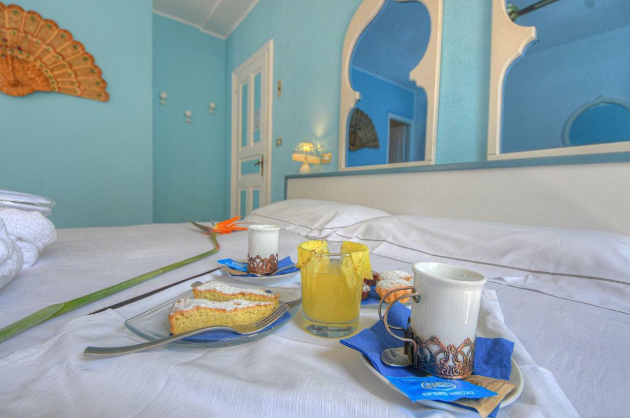 Hotel Arabesque Varigotti Eksteriør billede