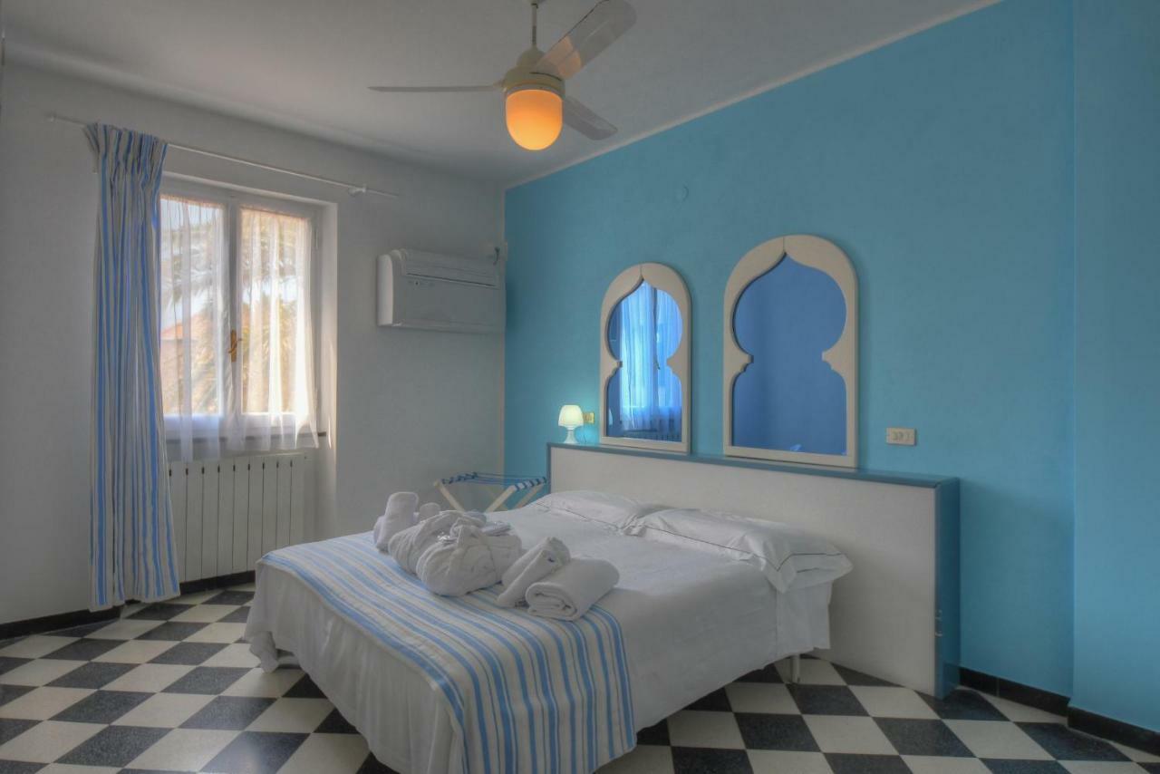 Hotel Arabesque Varigotti Eksteriør billede
