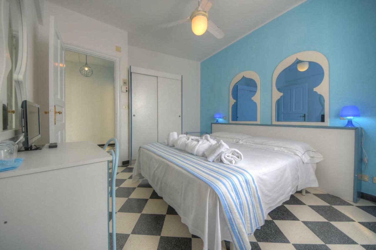 Hotel Arabesque Varigotti Eksteriør billede